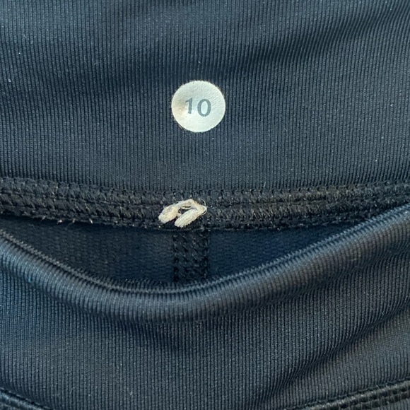 2000’s Low Waist Lululemon Wide Leg Yoga Pants - Picture 3 of 4